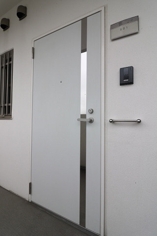 玄関３