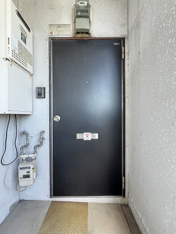 玄関３