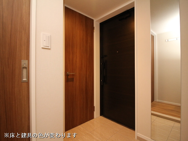玄関３
