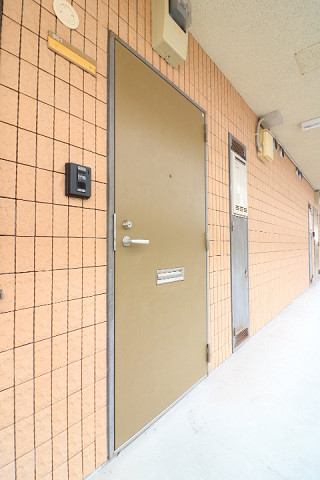 玄関３