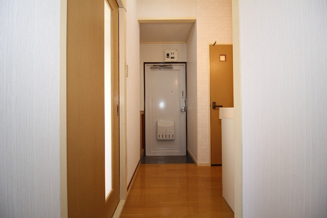 玄関３
