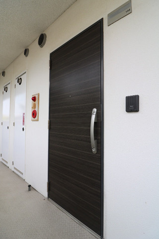 玄関３