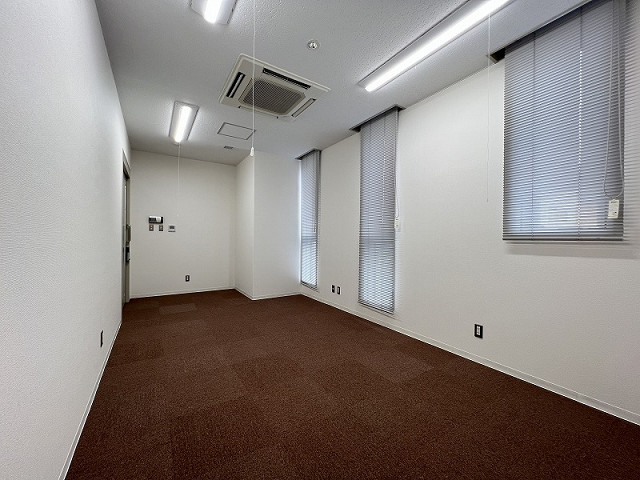 部屋２