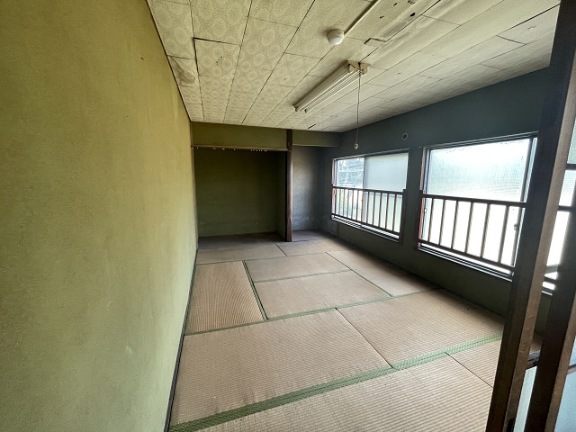 部屋３