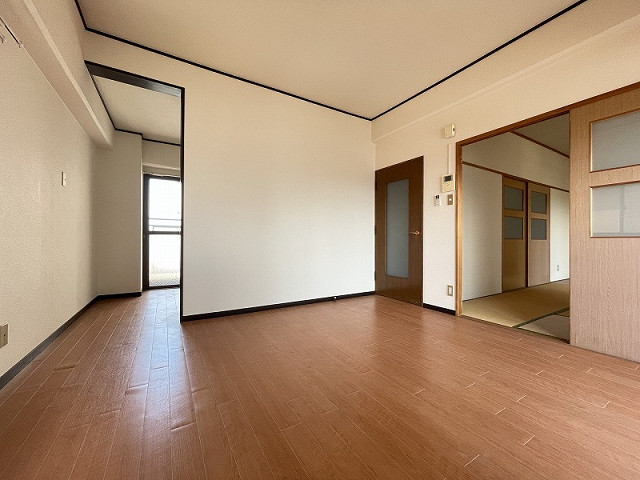 部屋２