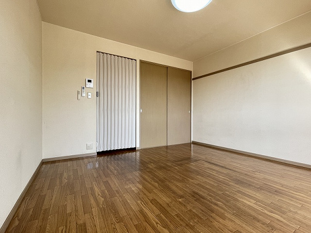 部屋２