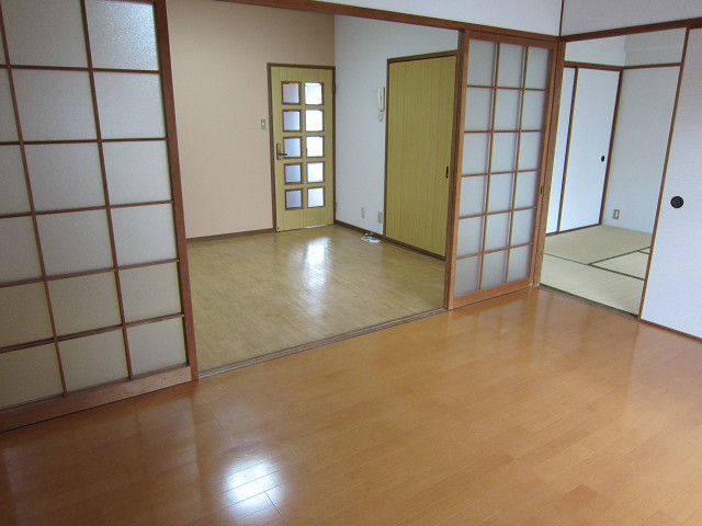 部屋２