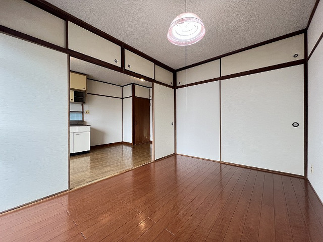 部屋２