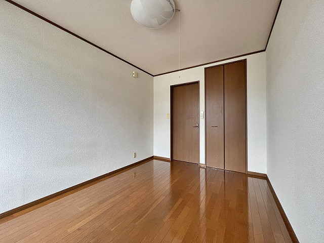 部屋２