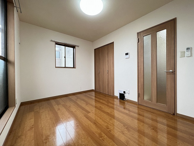 部屋２