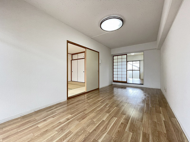 部屋２