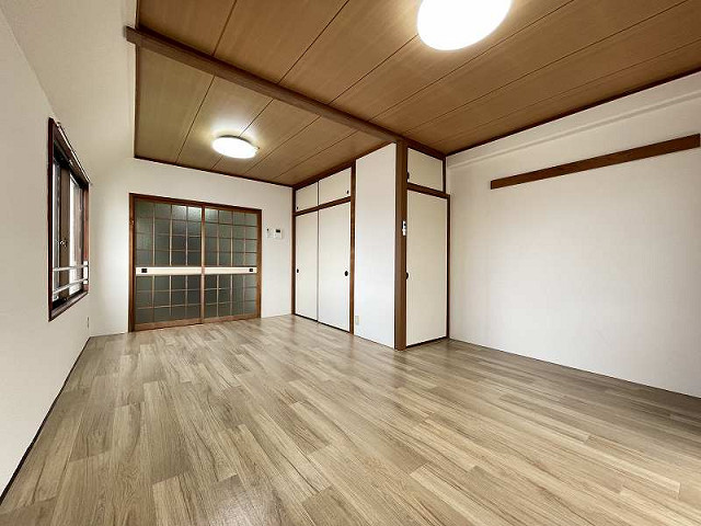 部屋２