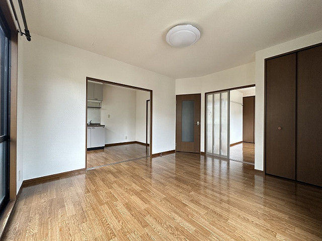 部屋２