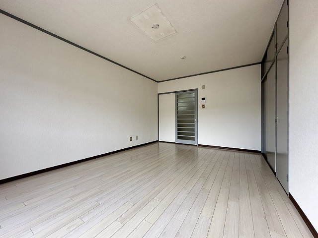 部屋２