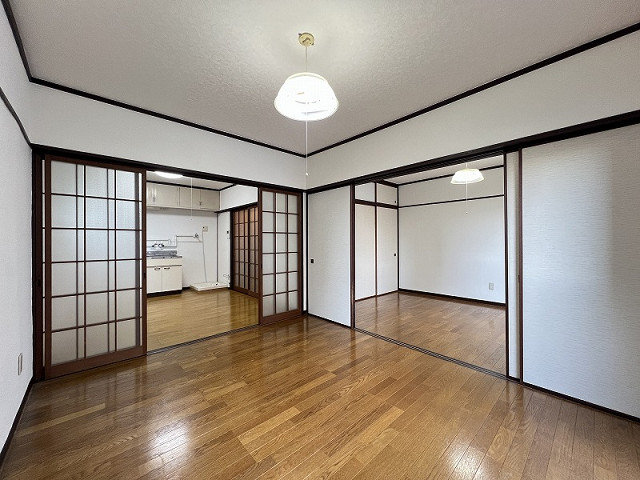 部屋２