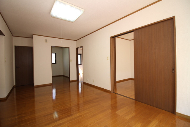 部屋２