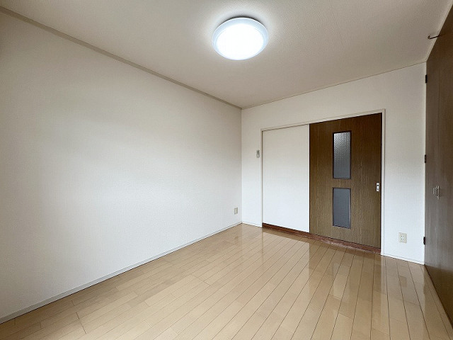 部屋２