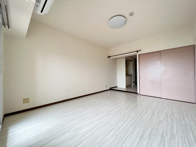部屋２