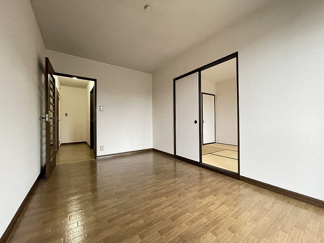 部屋２
