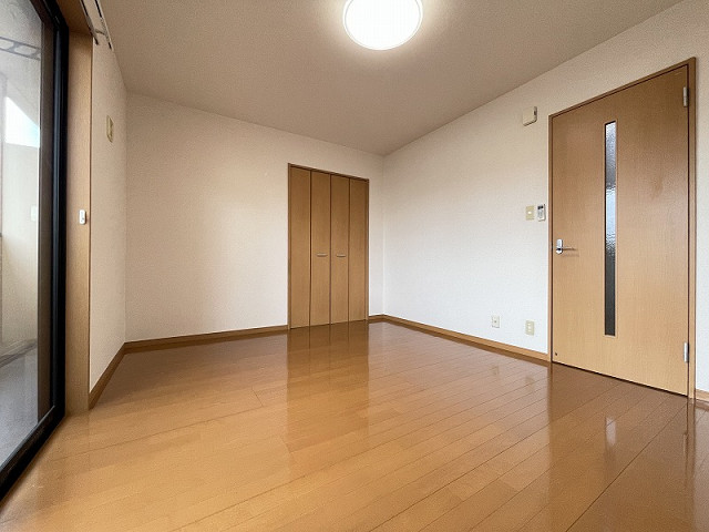 部屋２