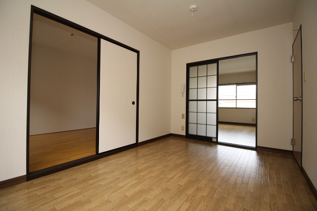 部屋２