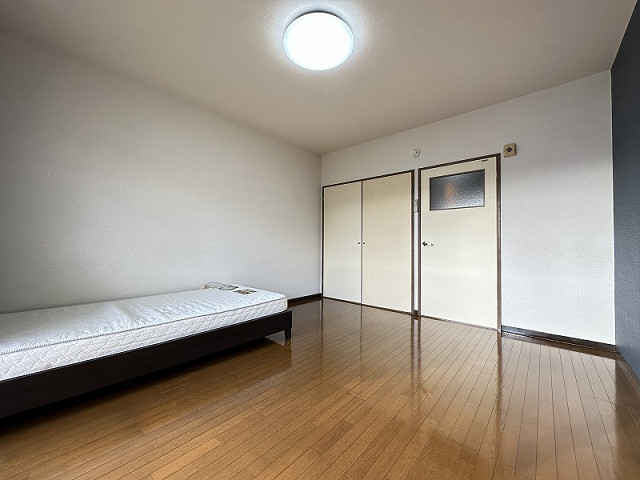 部屋２