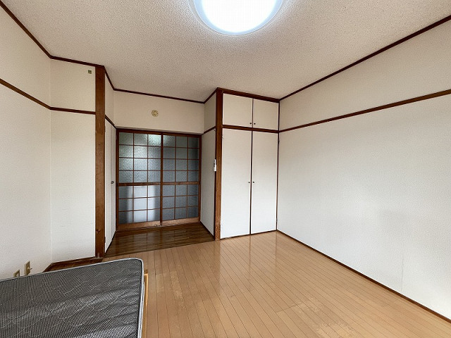 部屋２