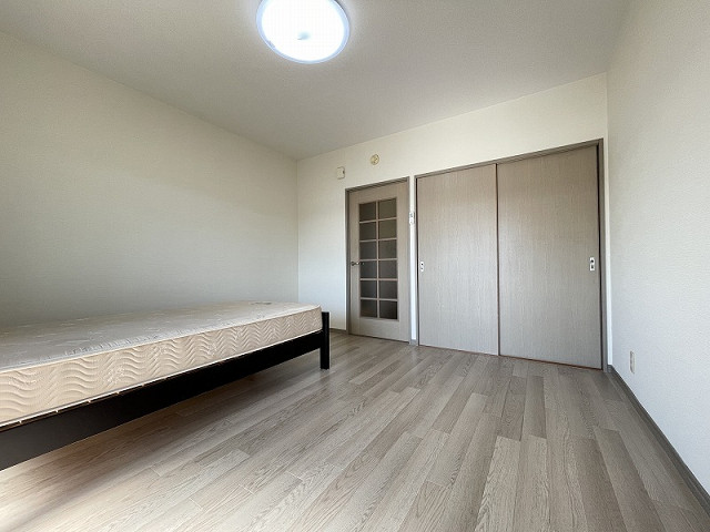 部屋２