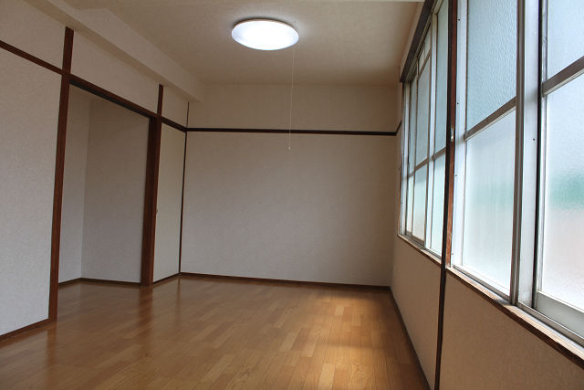 部屋２