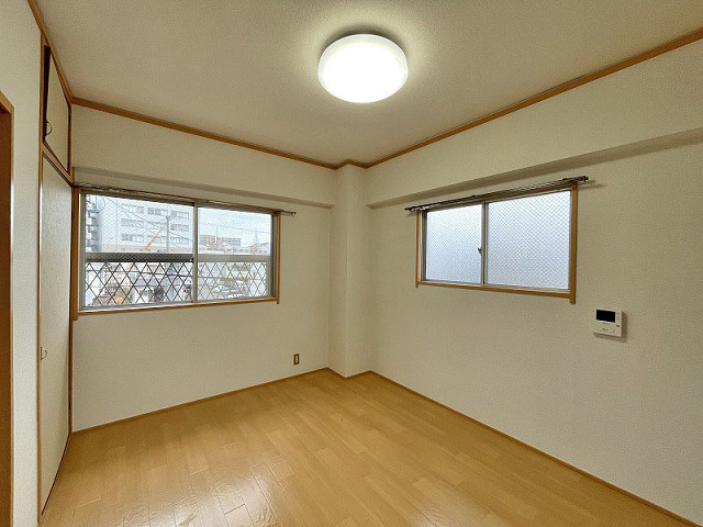 部屋２