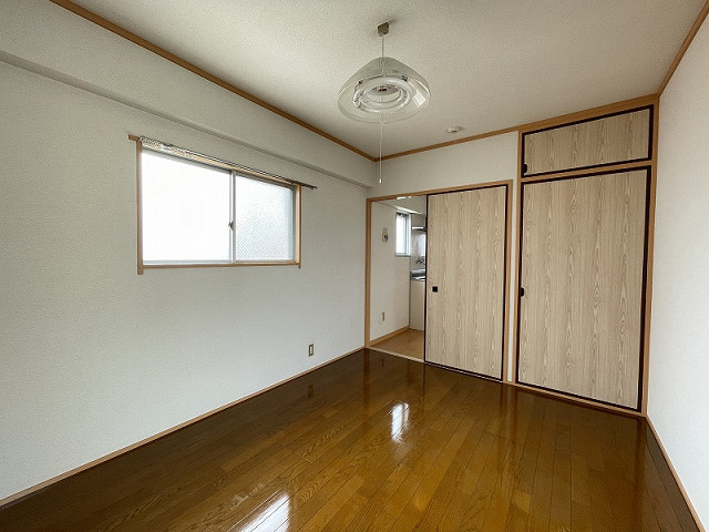部屋２