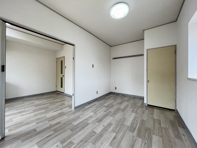 部屋２
