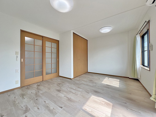 部屋２