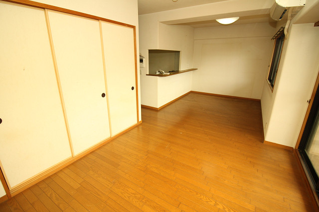 部屋２