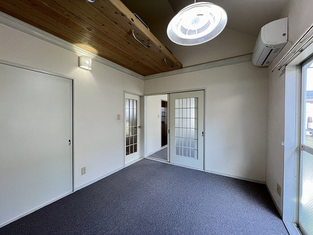 部屋２