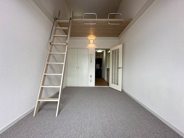 部屋２