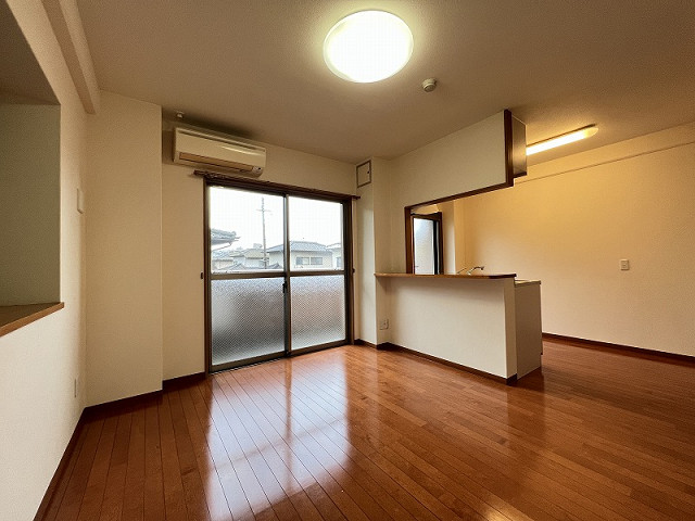 部屋２