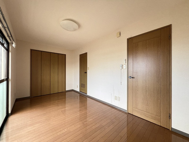 部屋２