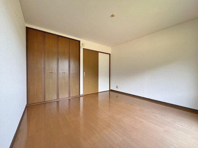 部屋２