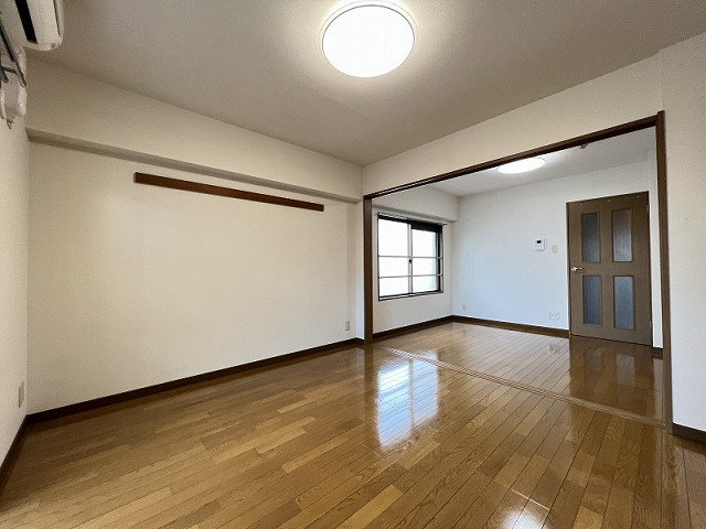 部屋２
