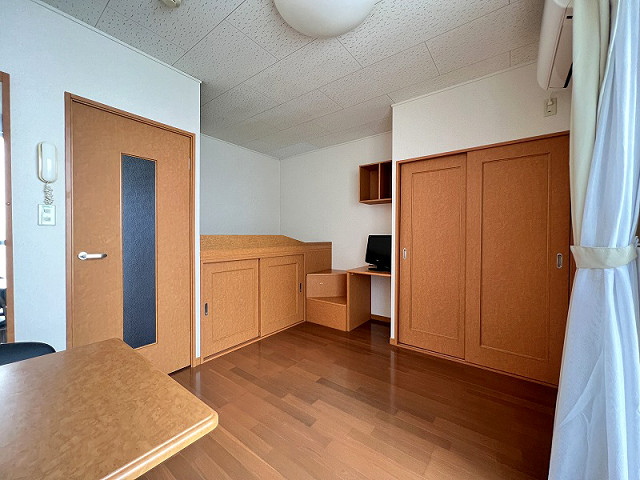 部屋２