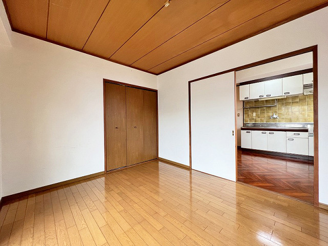部屋２