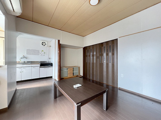 部屋２