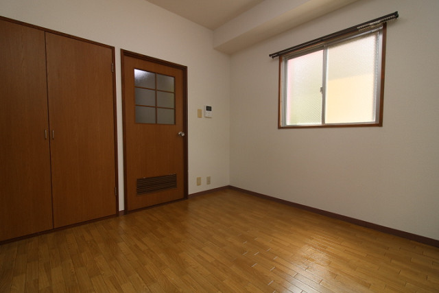 部屋２