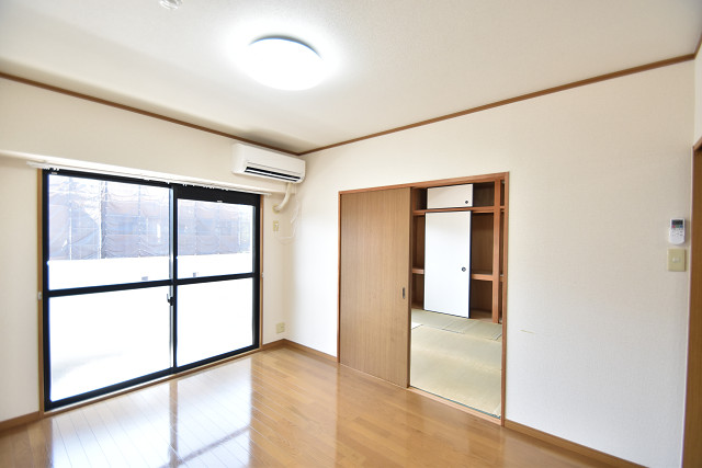 部屋２