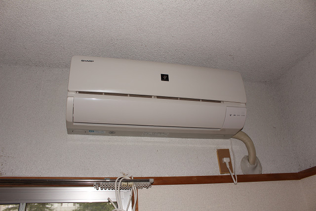 冷暖房器具