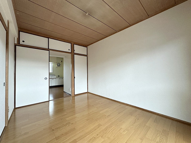 部屋２