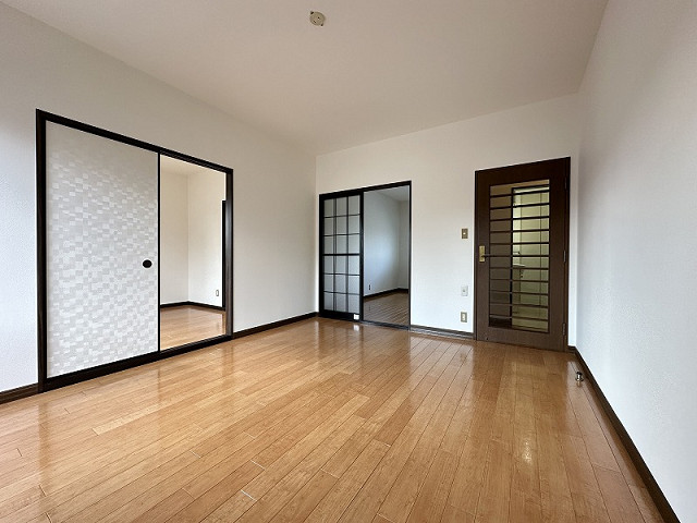 部屋２