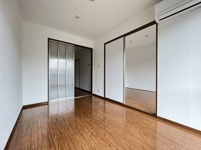 部屋２