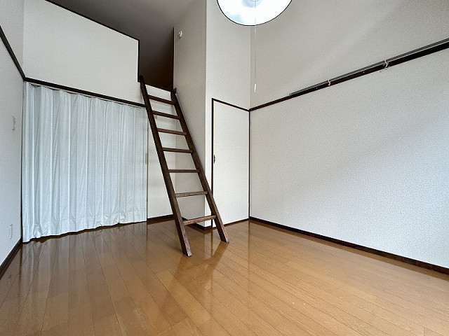 部屋２